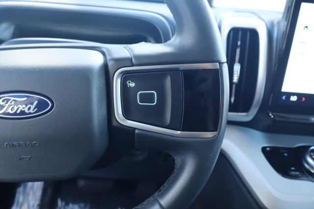 Used 2025 Ford Expedition Active  in Norco, CA 26