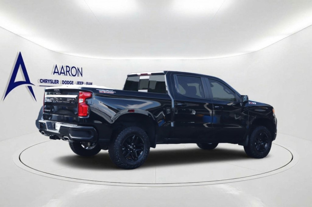Used 2024 Chevrolet Silverado 1500 LT Trail Boss  in Norco, CA 5