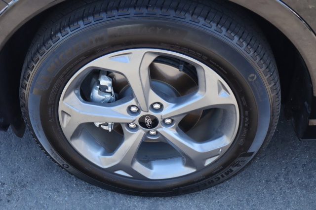 Used 2023 Ford Escape Hybrid ST-Line Select  in Norco, CA 16