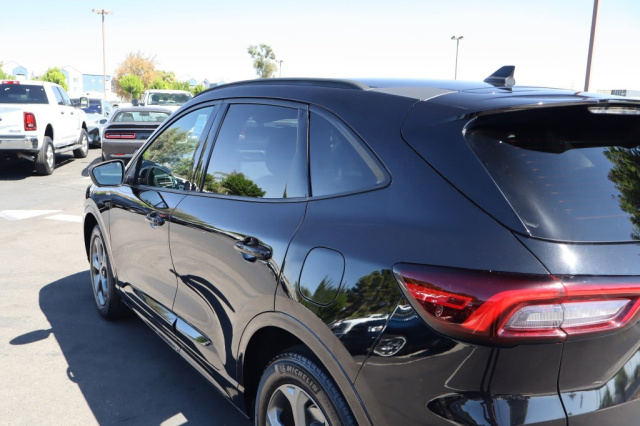 Used 2023 Ford Escape Hybrid ST-Line Select  in Norco, CA 17