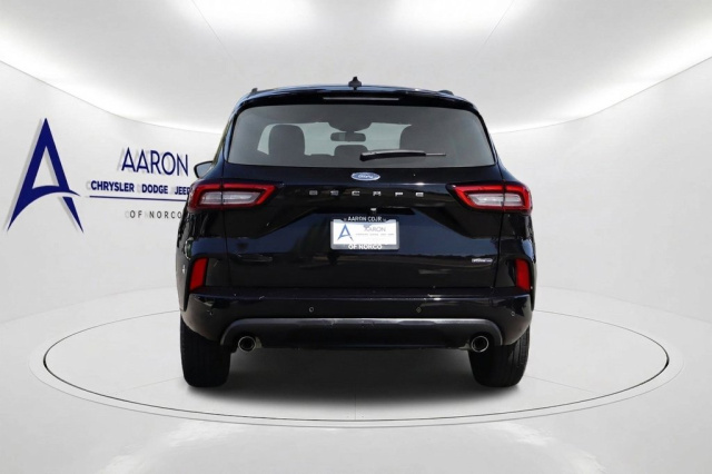 Used 2023 Ford Escape Hybrid ST-Line Select  in Norco, CA 6