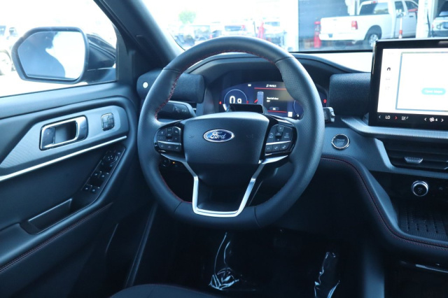Used 2025 Ford Explorer ST-Line  in Norco, CA 26