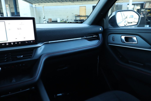 Used 2025 Ford Explorer ST-Line  in Norco, CA 29