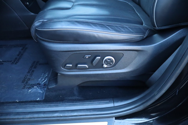 Used 2023 Hyundai Palisade Calligraphy  in Norco, CA 19