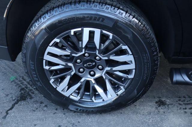 Used 2025 Chevrolet Tahoe Z71  in Norco, CA 10
