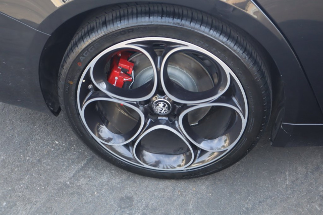 Used 2022 Alfa Romeo Giulia Veloce  in Norco, CA 10