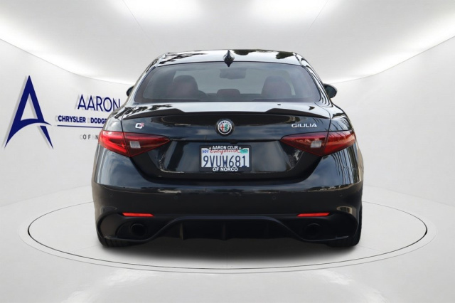 Used 2022 Alfa Romeo Giulia Veloce  in Norco, CA 4