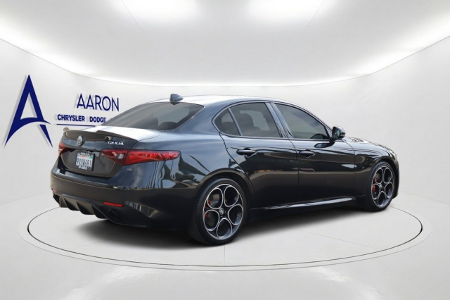 Used 2022 Alfa Romeo Giulia Veloce  in Norco, CA 3
