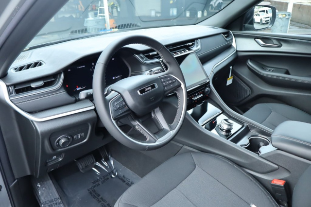 New 2027 Jeep Grand Cherokee L   in Norco, CA 16