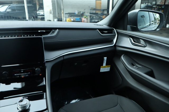 New 2027 Jeep Grand Cherokee L   in Norco, CA 29