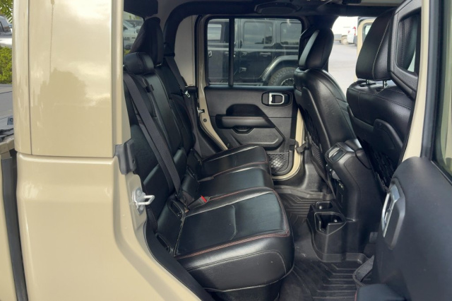 Used 2022 Jeep Gladiator Rubicon  in Norco, CA 12
