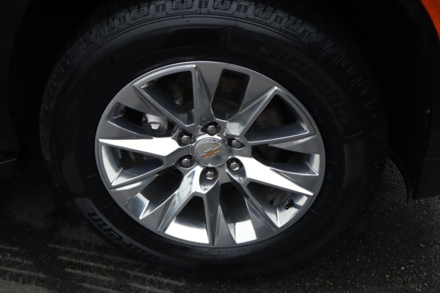 Used 2025 Chevrolet Tahoe Premier  in Norco, CA 9