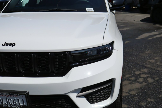 Used 2025 Jeep Grand Cherokee Altitude  in Norco, CA 10