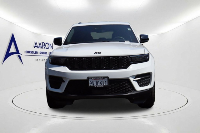 Used 2025 Jeep Grand Cherokee Altitude  in Norco, CA 2