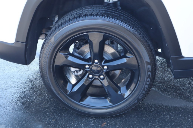 Used 2025 Jeep Grand Cherokee Altitude  in Norco, CA 14