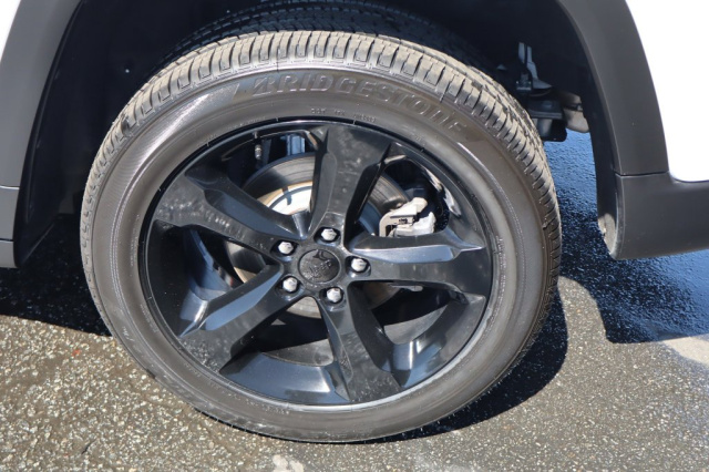 Used 2025 Jeep Grand Cherokee Altitude  in Norco, CA 16