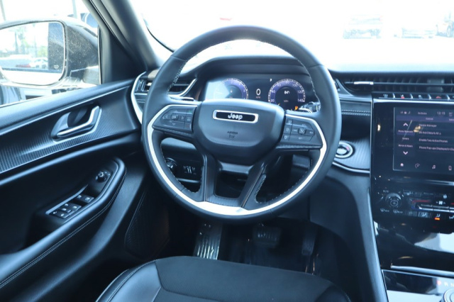Used 2025 Jeep Grand Cherokee Altitude  in Norco, CA 30
