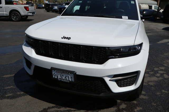 Used 2025 Jeep Grand Cherokee Altitude  in Norco, CA 11