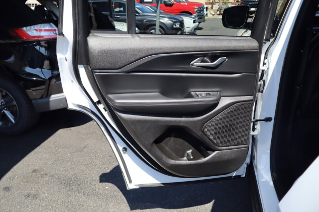 Used 2025 Jeep Grand Cherokee Altitude  in Norco, CA 39