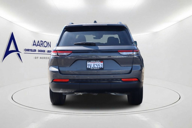 Used 2025 Jeep Grand Cherokee Altitude  in Norco, CA 6