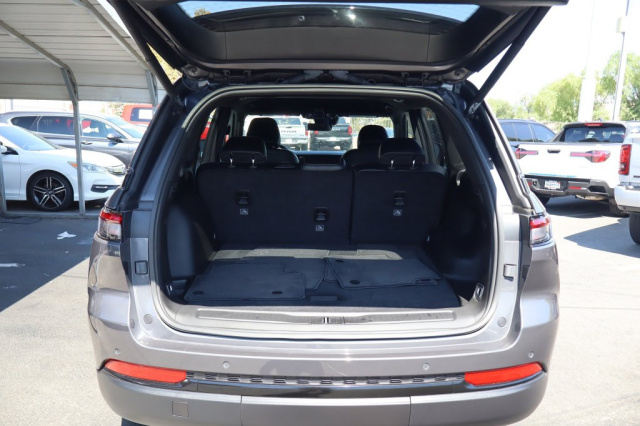 Used 2025 Jeep Grand Cherokee Altitude  in Norco, CA 40