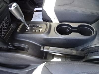 Used 2015 Jeep Wrangler Unlimited 4WD 4dr Sport in Las Vegas, NV 18