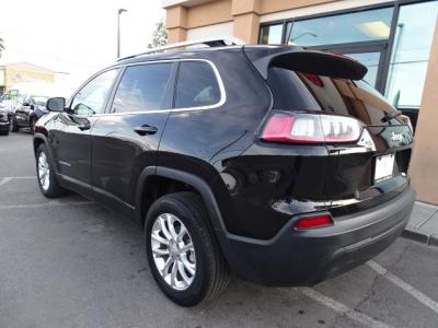 Used 2019 Jeep Cherokee Latitude FWD in Las Vegas, NV 4
