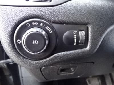 Used 2019 Jeep Cherokee Latitude FWD in Las Vegas, NV 8