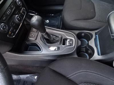 Used 2019 Jeep Cherokee Latitude FWD in Las Vegas, NV 20