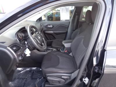 Used 2019 Jeep Cherokee Latitude FWD in Las Vegas, NV 29
