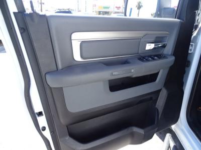 Used 2019 RAM 1500 Classic SLT 4x2 Crew Cab 64  Box in Las Vegas, NV 9