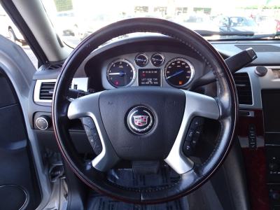 Used 2011 Cadillac Escalade EXT AWD 4dr Premium in Las Vegas, NV 9