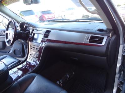 Used 2011 Cadillac Escalade EXT AWD 4dr Premium in Las Vegas, NV 24
