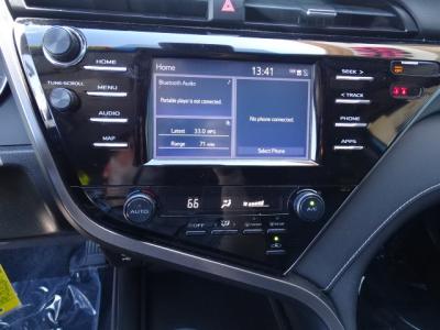 Used 2019 Toyota Camry LE Auto in Las Vegas, NV 15