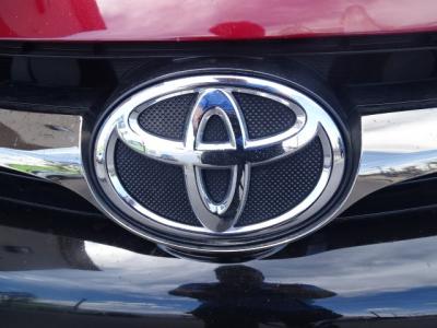 Used 2017 Toyota Camry XLE Auto in Las Vegas, NV 32