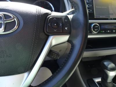 Used 2015 Toyota Highlander FWD 4dr V6 XLE in Las Vegas, NV 13