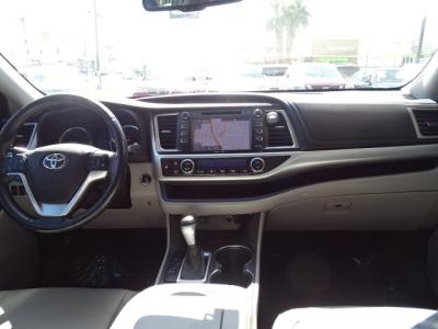 Used 2015 Toyota Highlander FWD 4dr V6 XLE in Las Vegas, NV 27