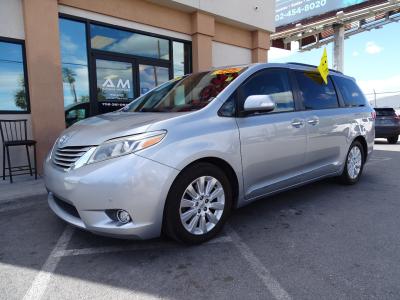 Used 2015 Toyota Sienna 5dr 8-Pass Van XLE FWD in Las Vegas, NV 1