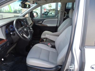 Used 2015 Toyota Sienna 5dr 8-Pass Van XLE FWD in Las Vegas, NV 31