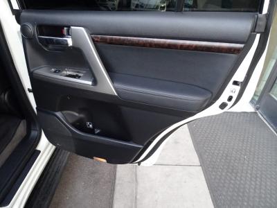 Used 2014 Toyota Land Cruiser 4dr 4WD in Las Vegas, NV 42