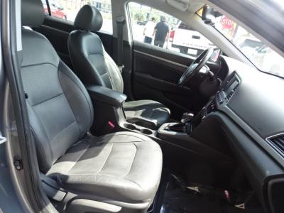 Used 2017 HYUNDAI ELANTRA SE in Las Vegas, NV 25