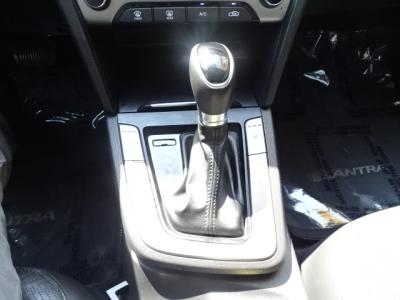 Used 2017 HYUNDAI ELANTRA SE in Las Vegas, NV 17