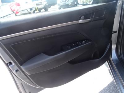 Used 2017 HYUNDAI ELANTRA SE in Las Vegas, NV 8