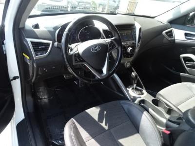 Used 2015 Hyundai Veloster 3dr Cpe Auto RE:FLEX w/Red Int in Las Vegas, NV 8