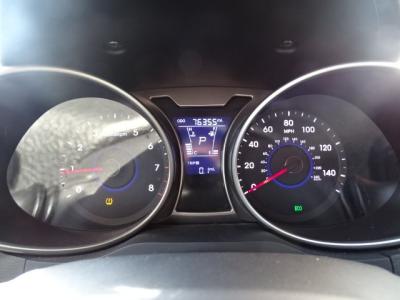 Used 2015 Hyundai Veloster 3dr Cpe Auto RE:FLEX w/Red Int in Las Vegas, NV 13