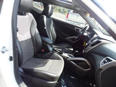 Used 2015 Hyundai Veloster 3dr Cpe Auto RE:FLEX w/Red Int in Las Vegas, NV 20