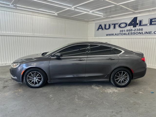 2015 Chrysler 200 Limited photo 8