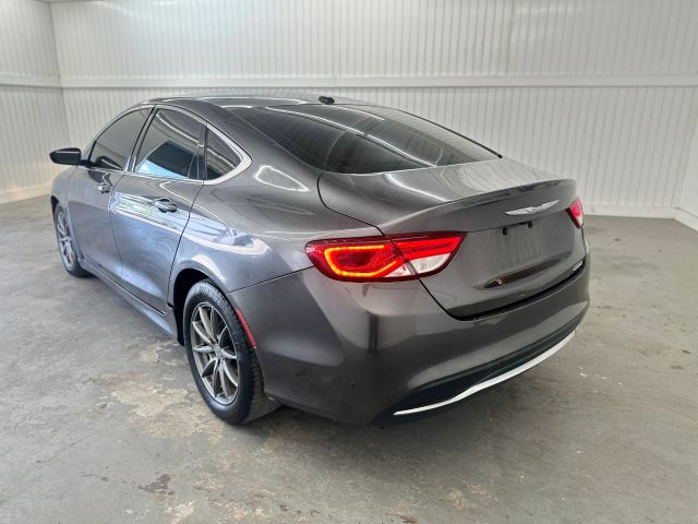 2015 Chrysler 200 Limited photo 7