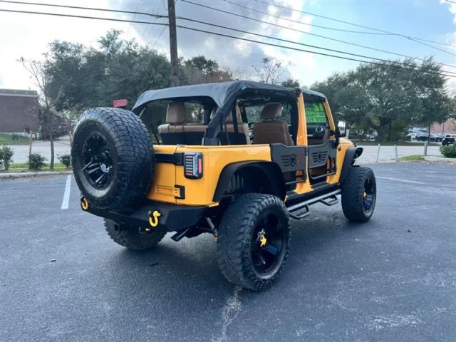 2012 Jeep Wrangler Unlimited Rubicon Sport photo 4