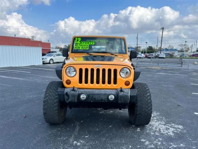 2012 Jeep Wrangler Unlimited Rubicon Sport photo 2